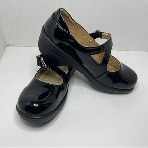 Rasolli Patent Vegan Leather Mary Janes size 8